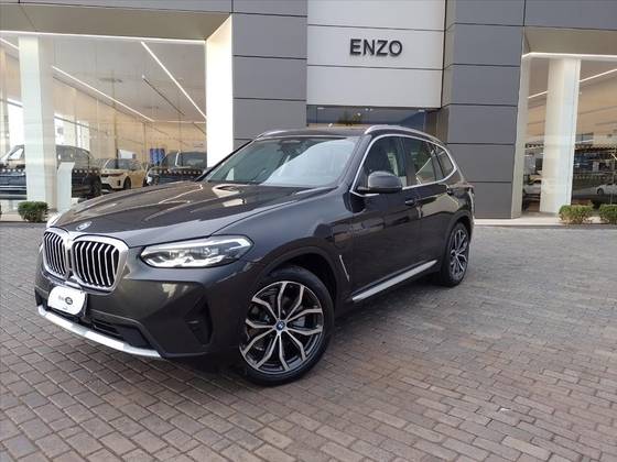 BMW X3 2.0 16V HÍBRIDO X LINE XDRIVE30E STEPTRONIC BMW X3 2.0 16V HÍBRIDO X LINE XDRIVE30E STEPTRONIC